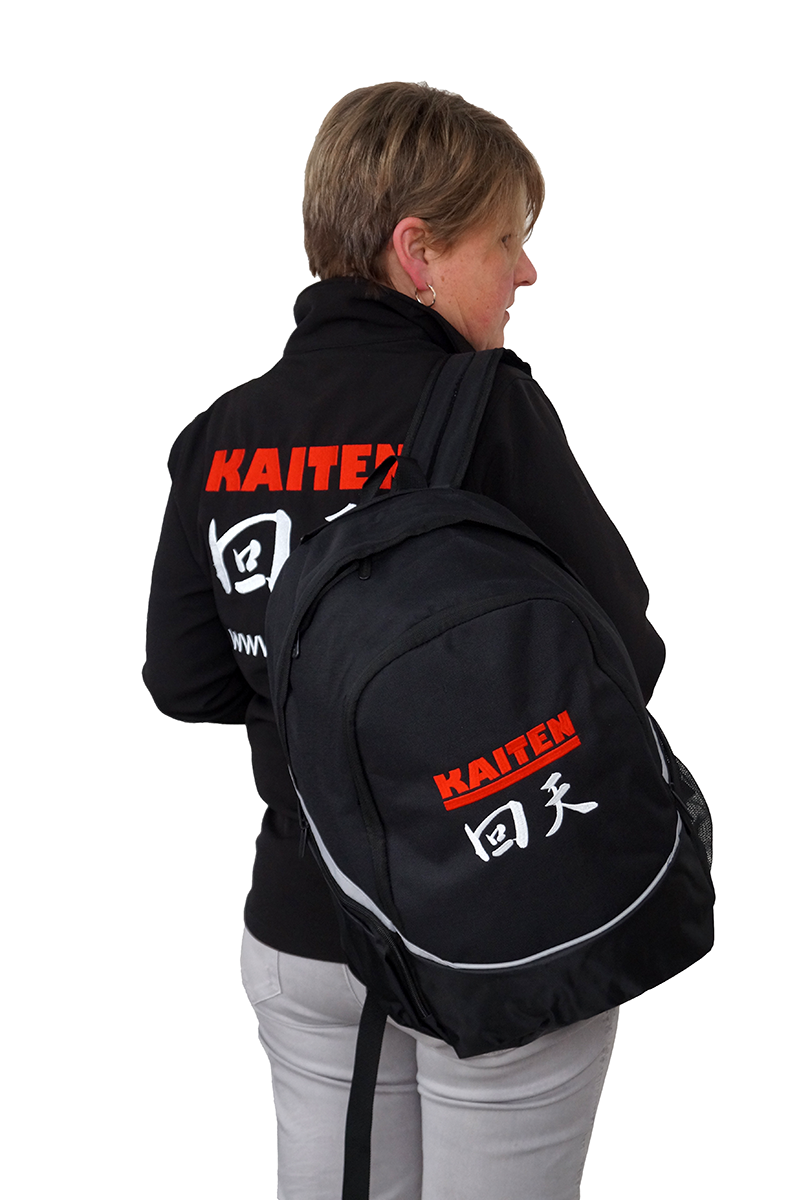 Sac à dos de karaté Kaiten - 17 litres - avec compartiments séparés (rouge, bleu marine, bleu roi, noir)