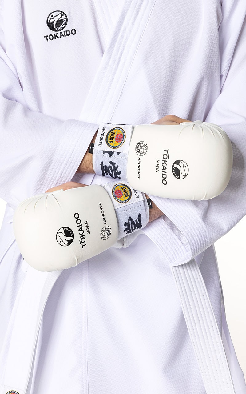 Protège-poings de karaté, Kanji TOKAIDO, WUKF - Blanc