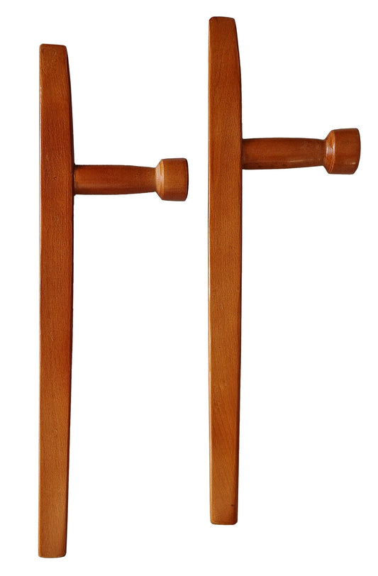 KWON (R) Tonfa Classique Style Okinawa chêne rouge 50 cm (paire)