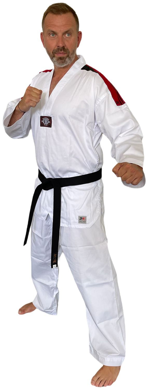 Dobok de Taekwondo Basic revers en V blanc avec bandes d'épaule noir-rouge - SET (veste, pantalon, ceinture blanche)