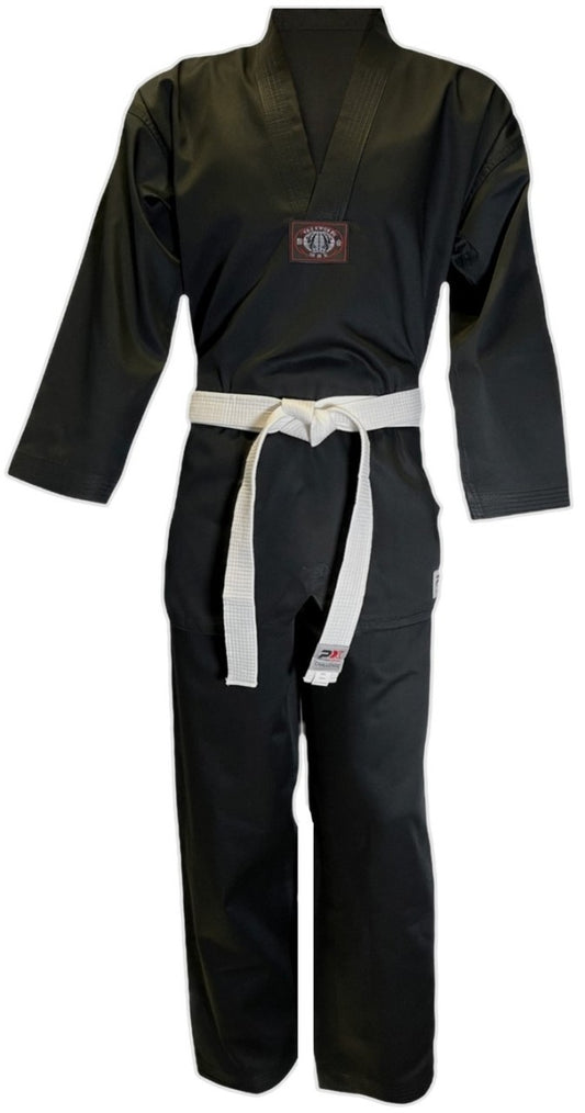 Dobok de Taekwondo Basic avec revers en V noir - SET (veste, pantalon, ceinture blanche)