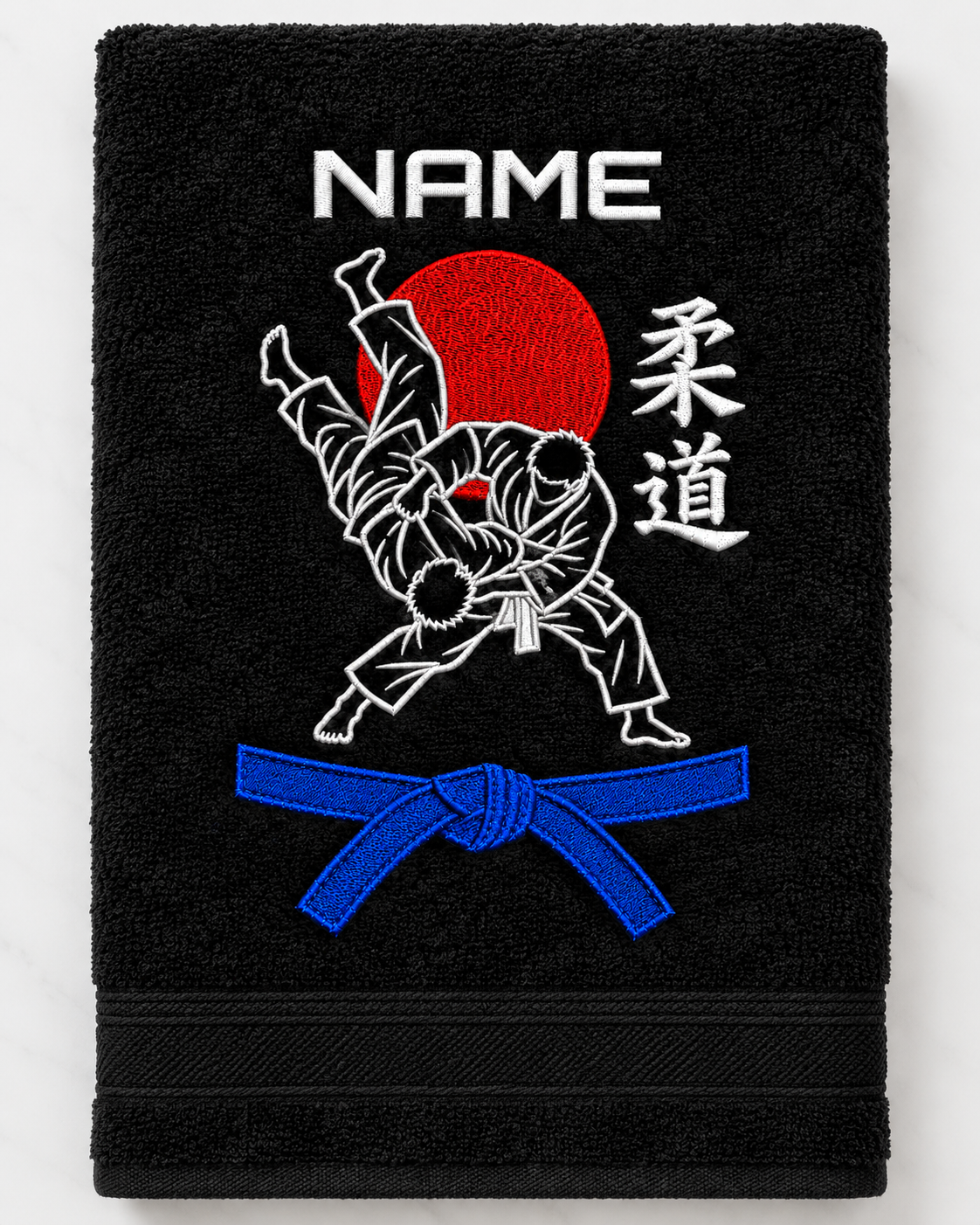 Judo-Handtuch bestickt - Personalisiert mit Namen und Gürtelgrad - Judo Stickerei Bestickung