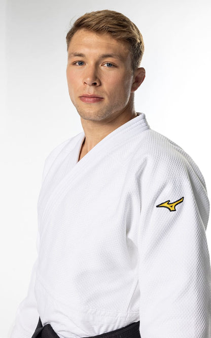 Combinaison de judo MIZUNO Yusho lll IJF blanche - tissu mixte 750g - Ensemble de judo professionnel veste de judo, pantalon de judo avec cordon de serrage