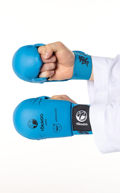 Protège-poings de karaté, TOKAIDO Kanji, WKF - Bleu