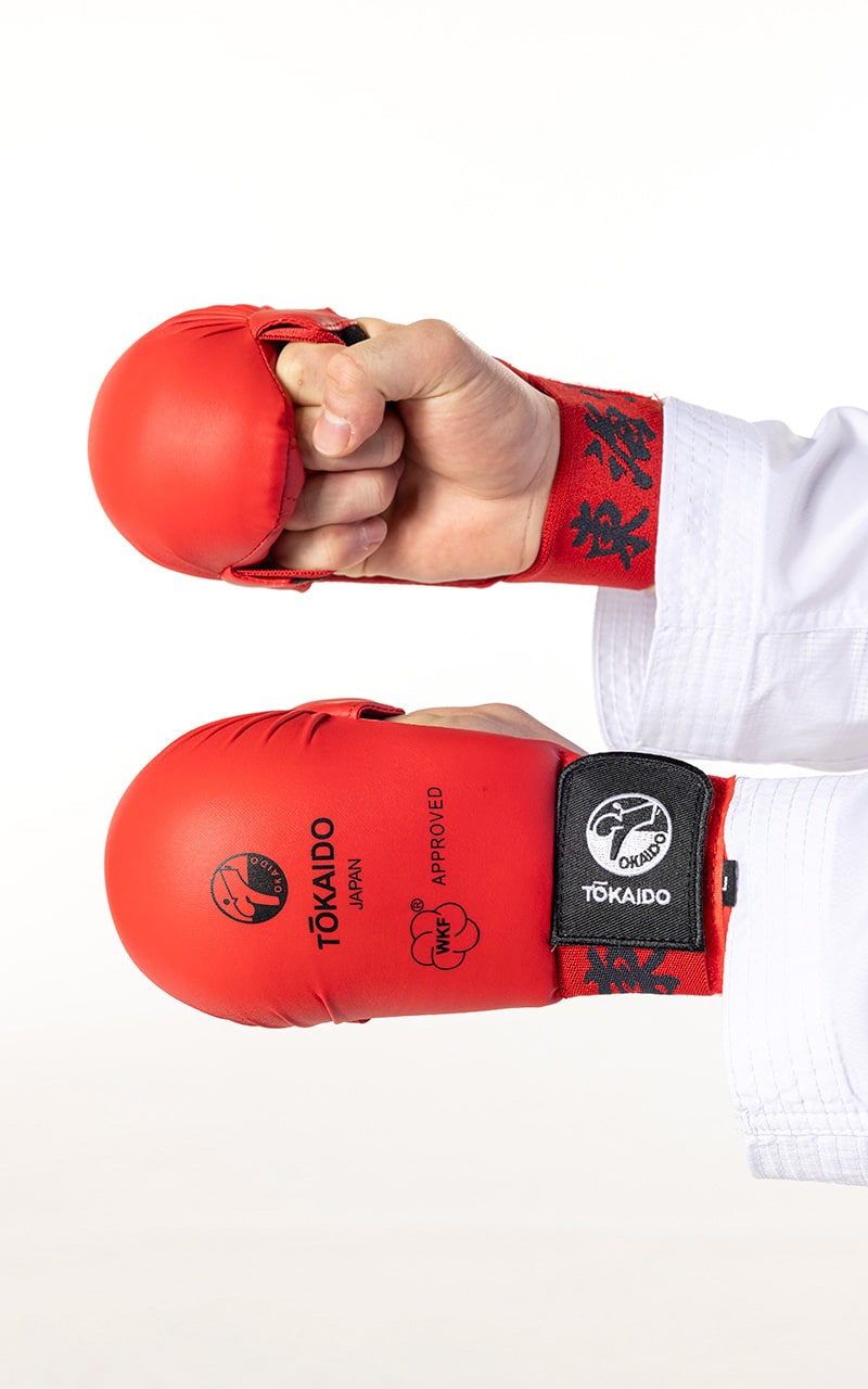 Protège-poings de karaté, TOKAIDO Kanji, WKF - Rouge