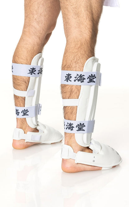 Protège-tibias/pieds de karaté, TOKAIDO Kanji, WUKF - Blanc