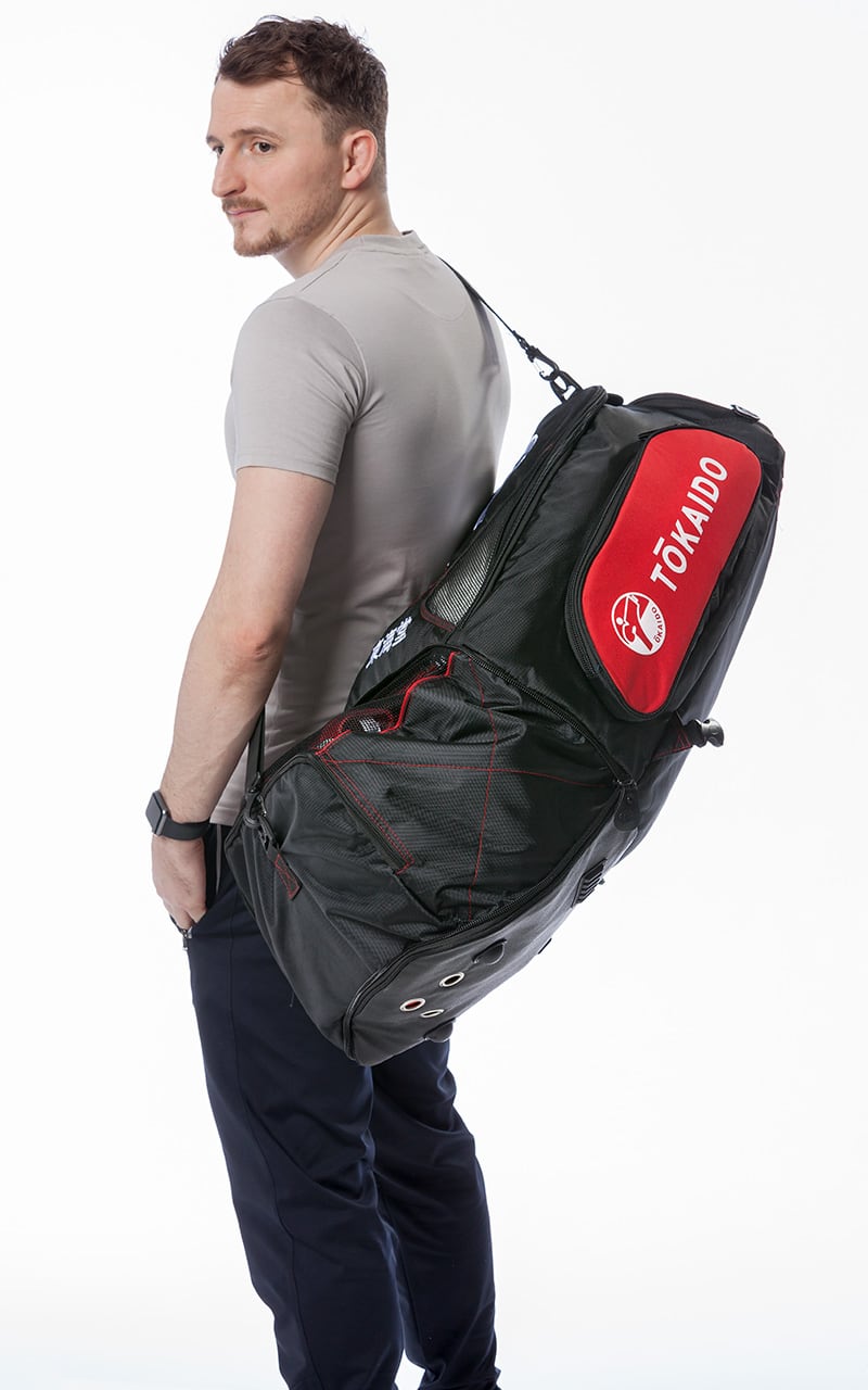 Sac de karaté multifonction, TOKAIDO Monster Bag PRO, couleur sac à dos noir/rouge