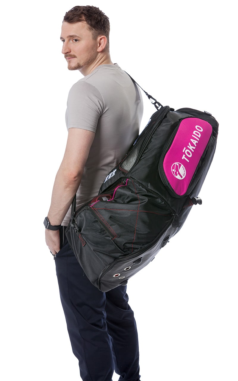 Sac de karaté multifonction, TOKAIDO Monster Bag PRO, couleur sac à dos noir/rouge