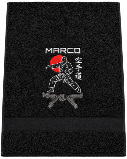 Karate-Handtuch bestickt - Personalisiert mit Namen und Gürtelgrad - Karate-Do Stickerei Bestickung