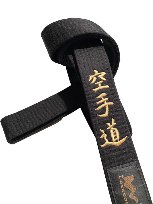 Ceinture de karaté TEKKA BUDO noire - brodée - Karate Do - broderie de caractères dorés - ceinture noire Kanji japonais